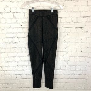 Rock and Republic Leggings